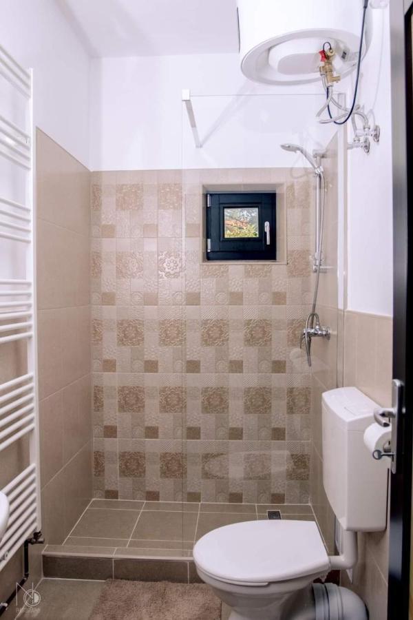 Birtok Houses - Twin No. 2 For 2 People Borzont Екстериор снимка